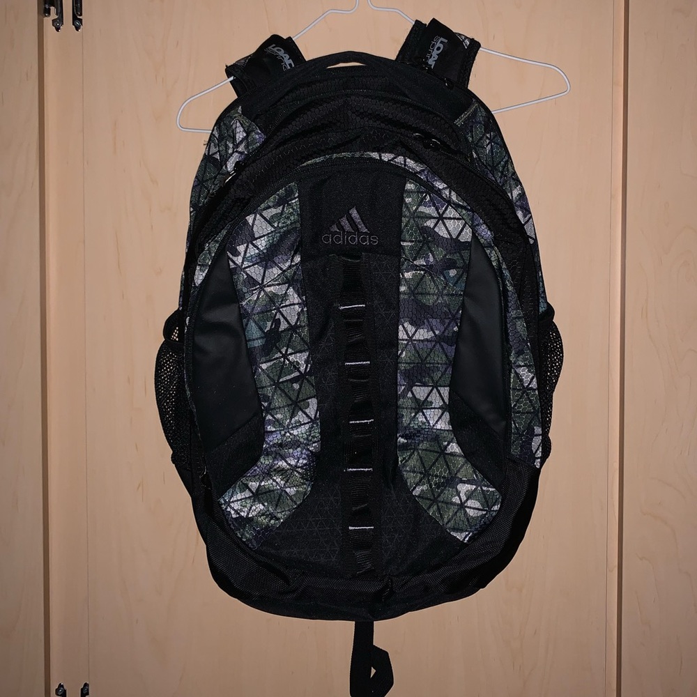 Adidas Spring load backpack